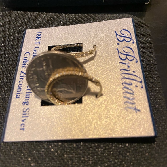 NWT 18K Gold over Silver with Cubic Zirconia. Sparkle & Glam Hoop Earrings - Picture 4 of 9